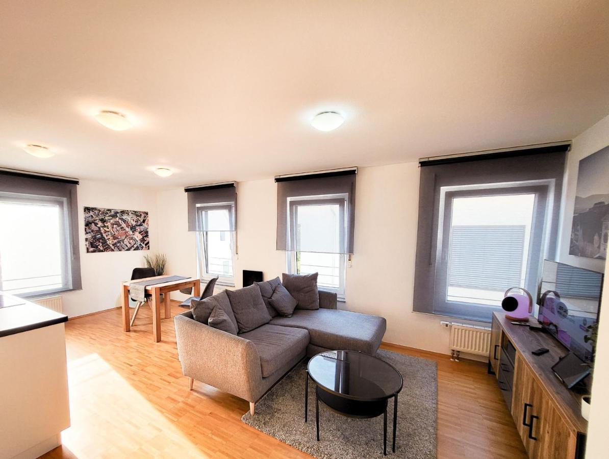 Zentrale Ferienwohnung In Aalen City Mit 4-Sternen 외부 사진