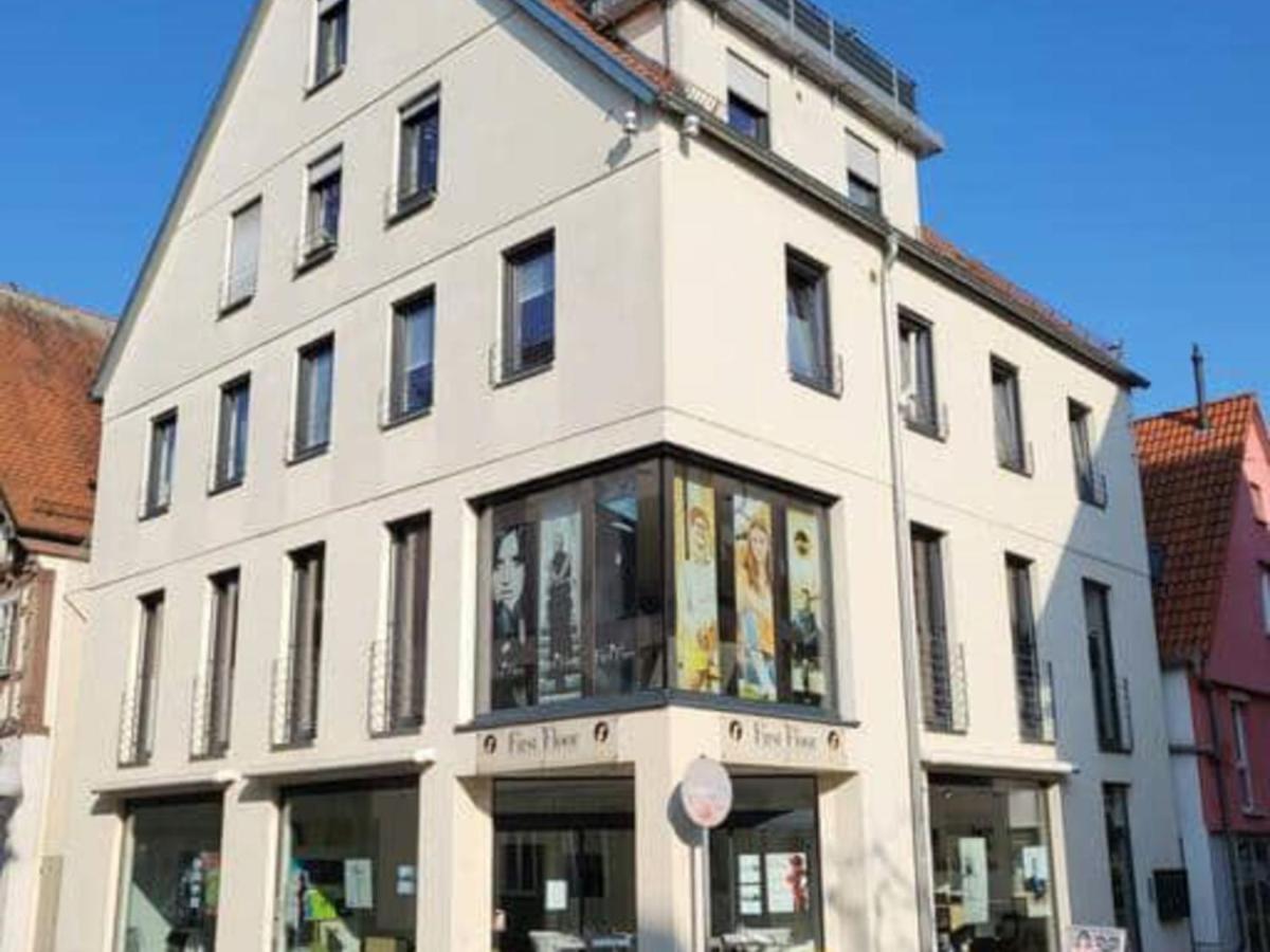 Zentrale Ferienwohnung In Aalen City Mit 4-Sternen 외부 사진